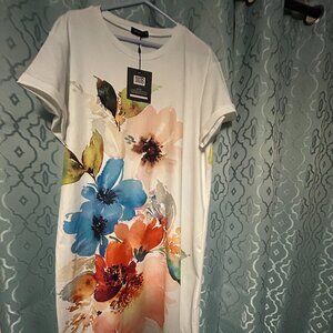 Just Fashion Now Foral White Short Sleeve Dress Size 2XL. NWT